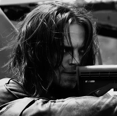 ⊂ ✪ ⊃ . Bucky Barnes