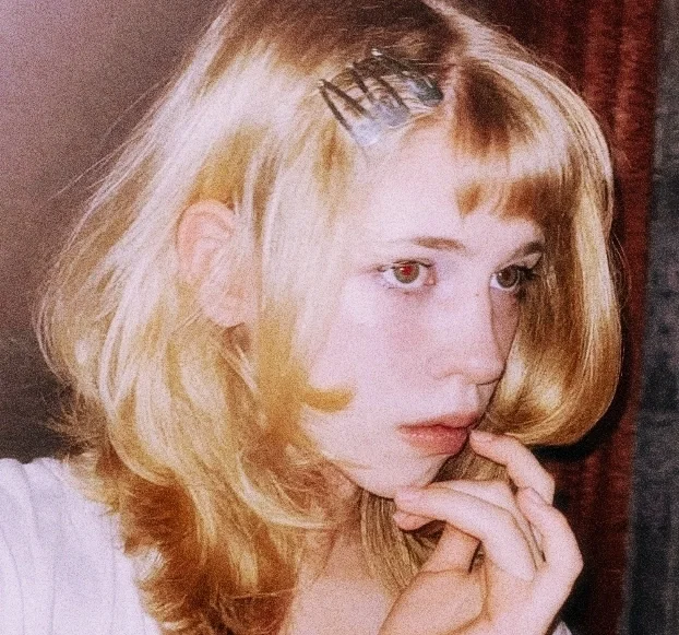Chloe — Something Smells Burnt