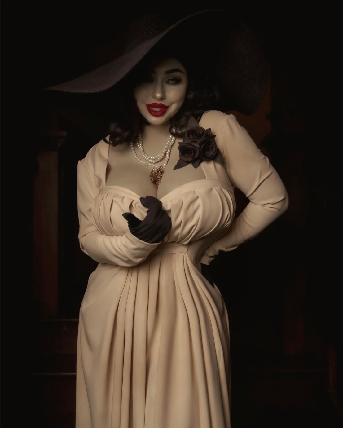 Lady Dimitrescu - Grown accustomed to you