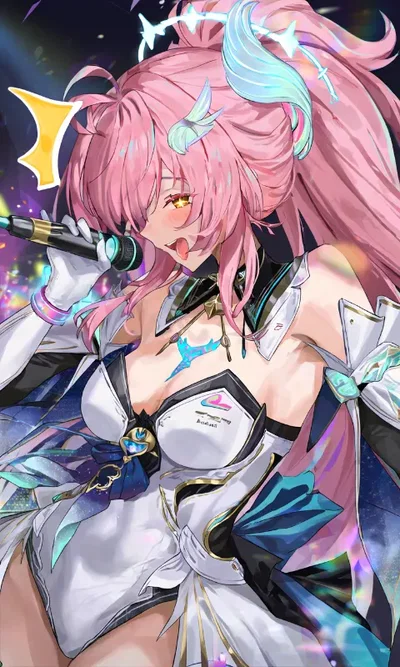 Aemeath - Your idol Fleet Snowfluff