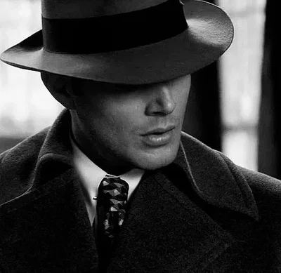 DEAN WINCHESTER 