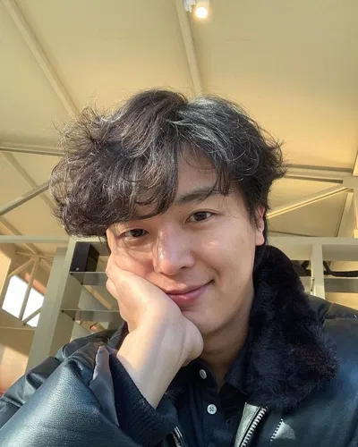 Dong Go Yoon | Daily Dose of Sunshine