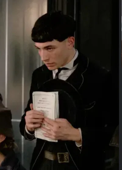Credence Barebone ✧++