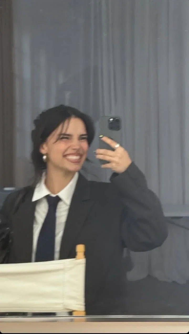 Inde - Navarrette | La Chica Popular Se Obsesiona hacia a ti