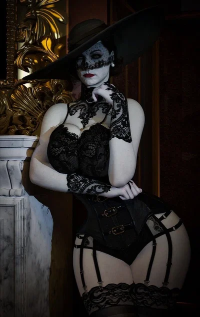 Alcina Dimitrescu 
