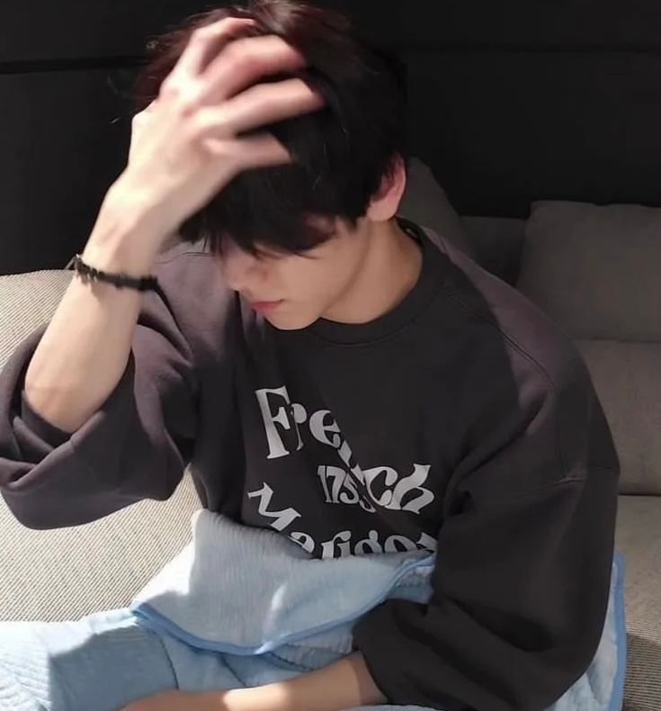 ୨ৎ. SOOBIN