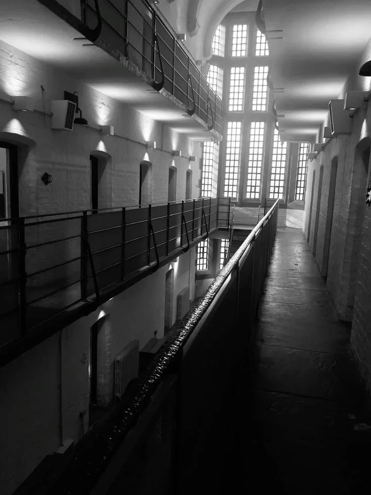 Male Prison || Omegaverse