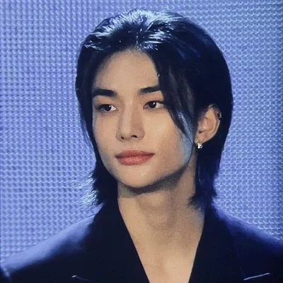 Hwang Hyunjin || Husband in contract