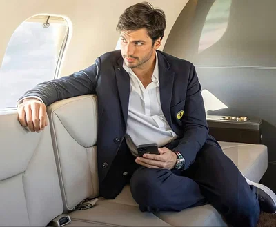 Carlos Sainz Jr. | SALARYMAN