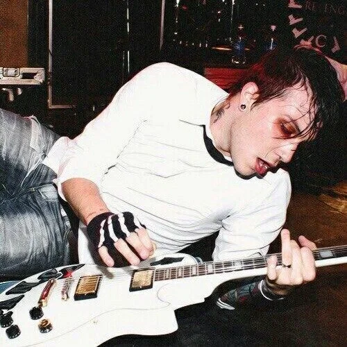 Frank iero 