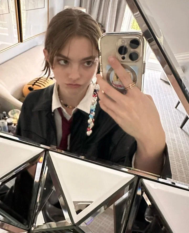 ~ISABEL MYERS~ 22 FOLLOWER SPECIAL!!!!