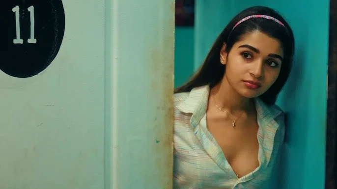 Officer Vaibhavi Tandle (Raveena)