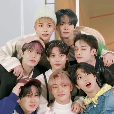 Stray Kids