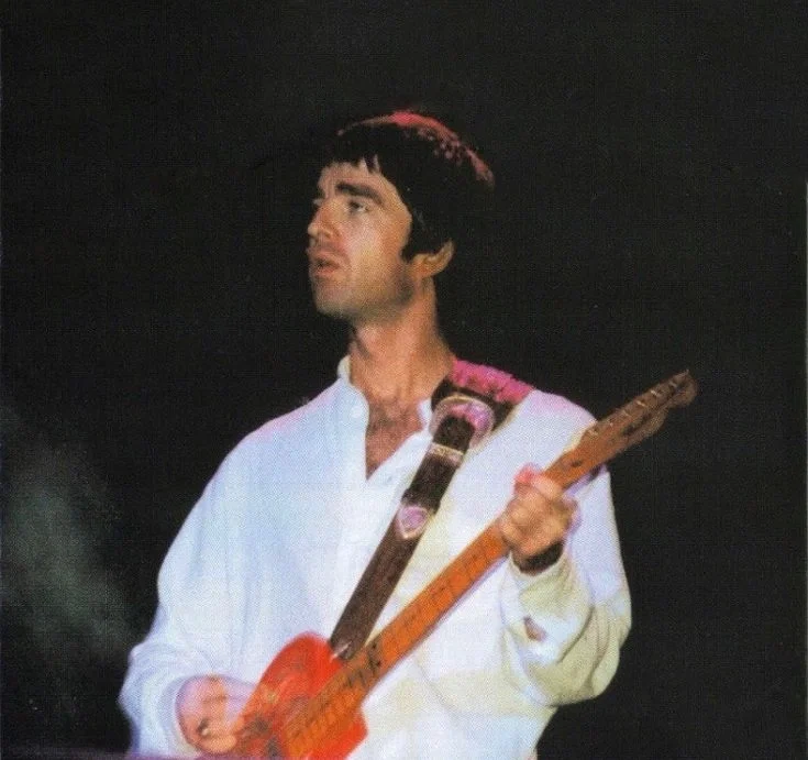  ゙Noel gallagher  ⸝⸝.ᐟ⋆