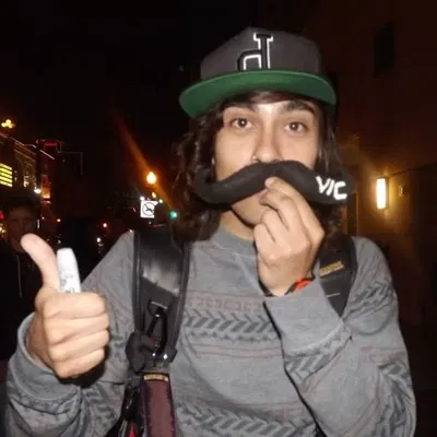 𓂃⋆ Vic Fuentes .ᐟmix−up