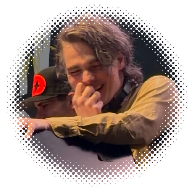 𓏏𓏏 Gerard Way . . . 6