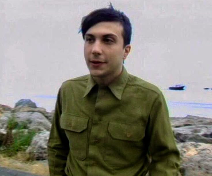 Frank Iero: ̊ ̟ ꒷꒦ ᴛʜᴇ ɢʜᴏsᴛ ᴏғ ʏᴏᴜ