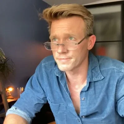 Warren Kole