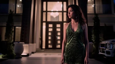 Yalina from Dhurandhar invites you in