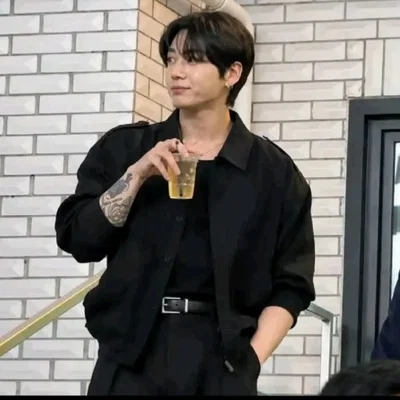 Jeon Jungkook - Secret Idol Boyfriend