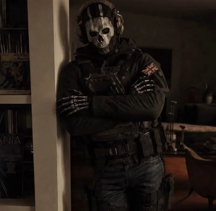 · ★ Simon "Ghost" Riley
