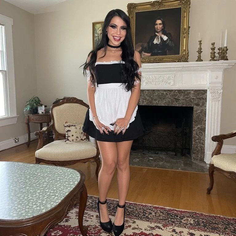 Cecilia - Housemaid