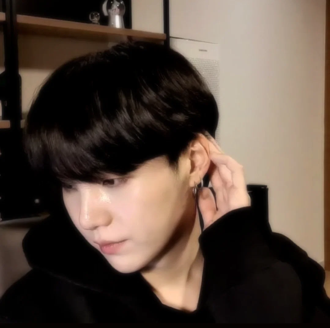 Yoongi|ʏᴏᴜʀ ᴄᴏᴍꜰᴏʀᴛ
