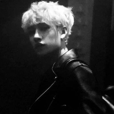 bang chan . ✦ ݁ 