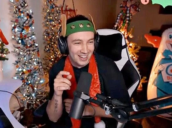  (⠀ ⠀TYLER JOSEPH ⠀!