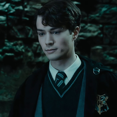 (3) Tom Riddle