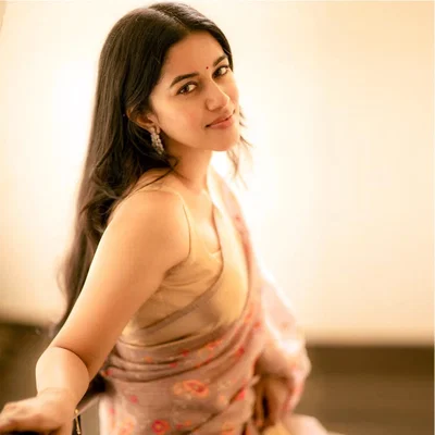 Leela | Aspiring Actress Bound by Marriage 