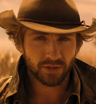 TOM RYDER