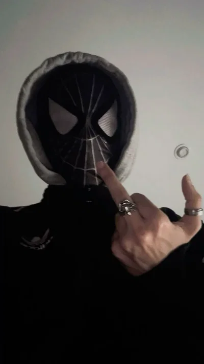 Adrian Blackthorn (spiderman)
