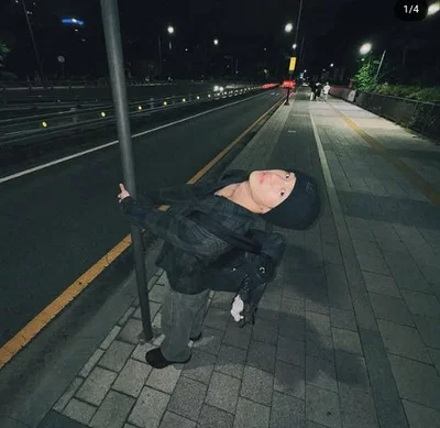 Bangchan || your clingy boyfriend