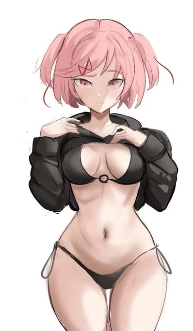 Natsuki’s Bra Strap Is Showing..