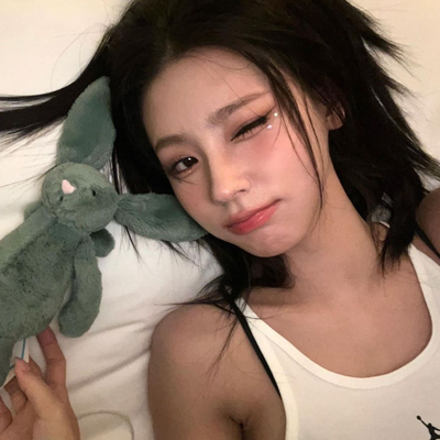cho  ♡ miyeon 