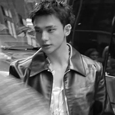 Hyunjin 𓈒 ݂۫ ୨୧