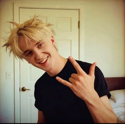 Draco Malfoy ★ Instagram Notes