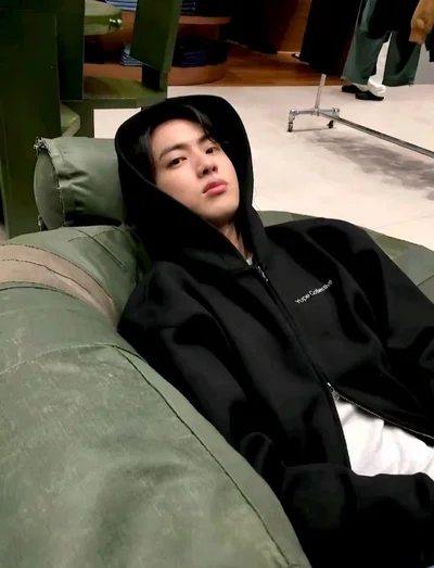 kim seokjin - language barrier