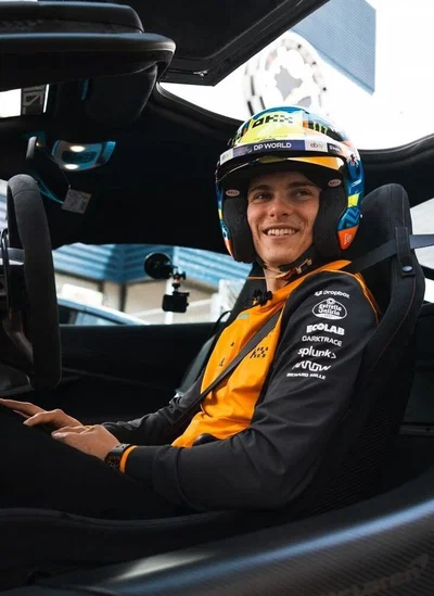 Oscar Piastri 🏎️ HOT LAP