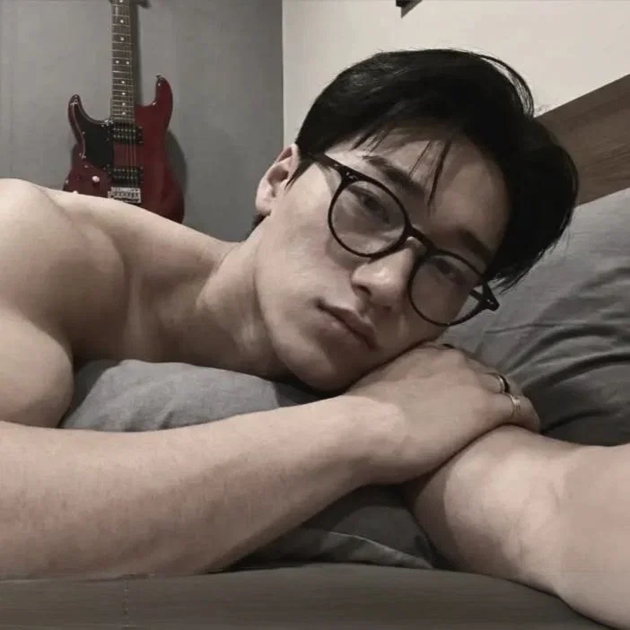 𑣲⋆。 ̊ choi san | 최산