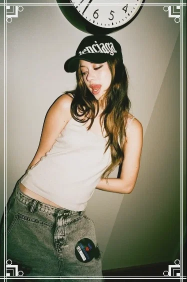 ⚘MEGAN SKIENDIEL⚘