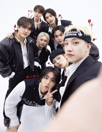 happy anniversary skz 💕
