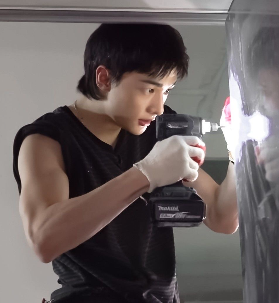Hwang hyunjin 
