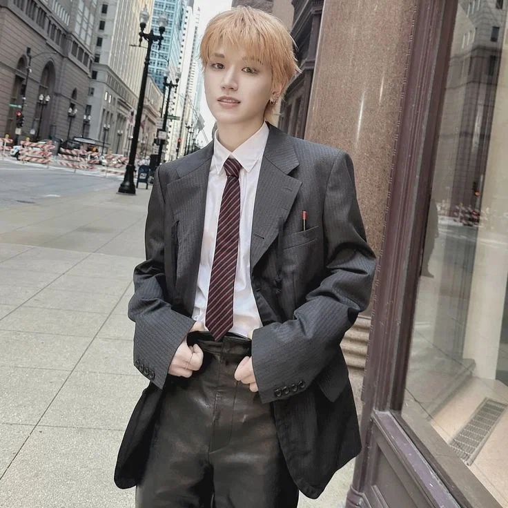 Assistant! Lee Riwoo