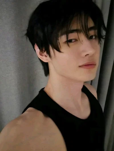 Sunghoon 