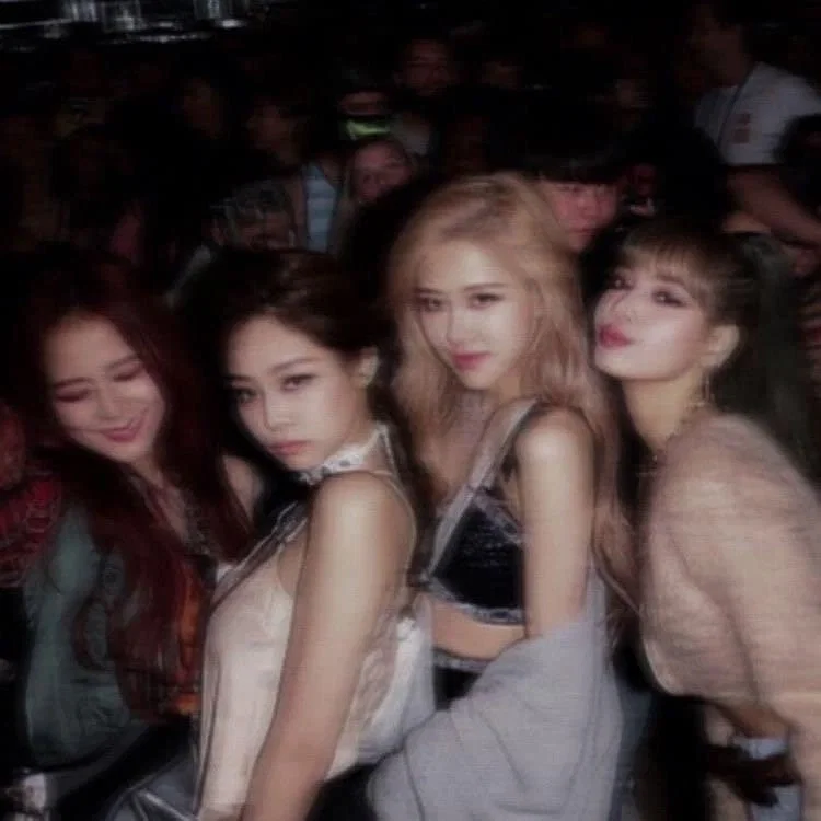 Your older sister's in Black Pink.