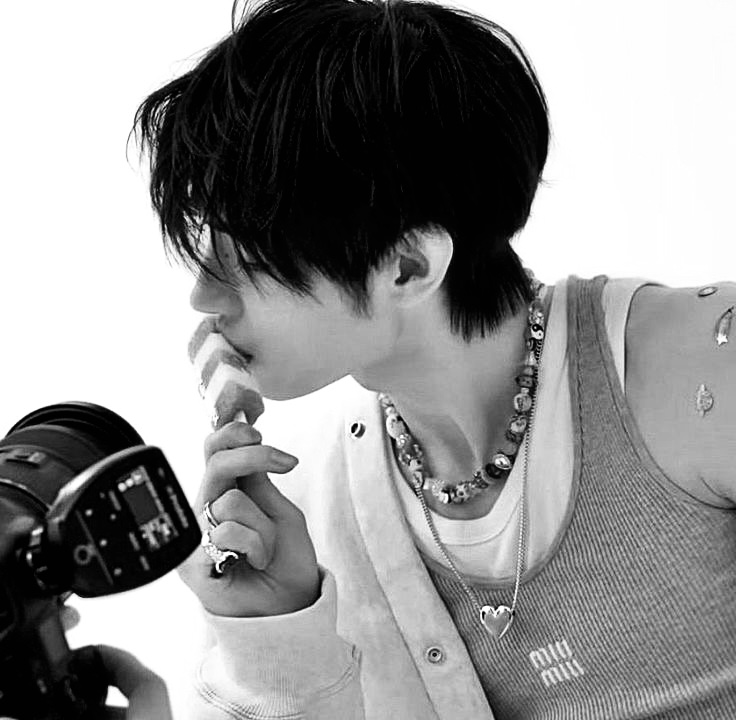 — “SUNGHOON.” | “성훈, MESS AT A PARTY.”