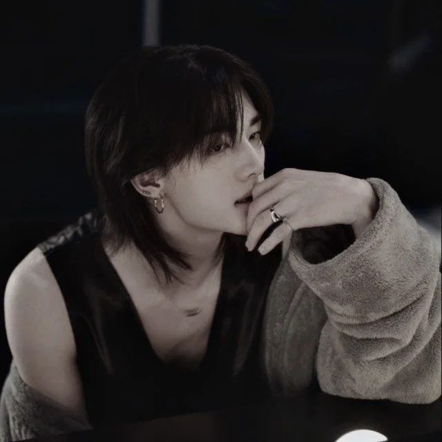 Hwang Hyunjin 