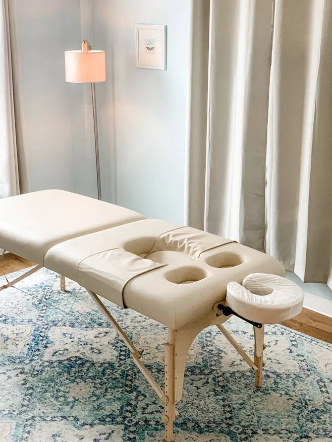 Massaging table appointment 